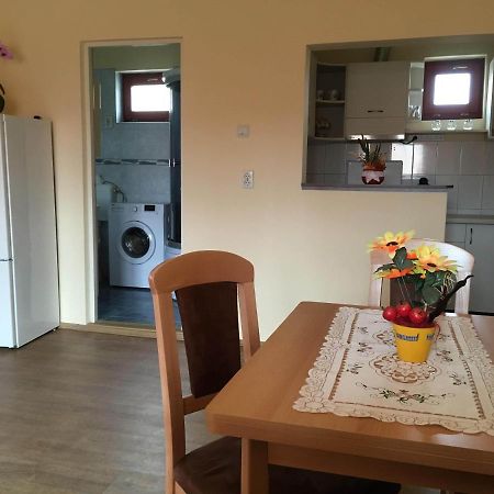 Апартаменти Bicsak Apartman Joseni Екстер'єр фото